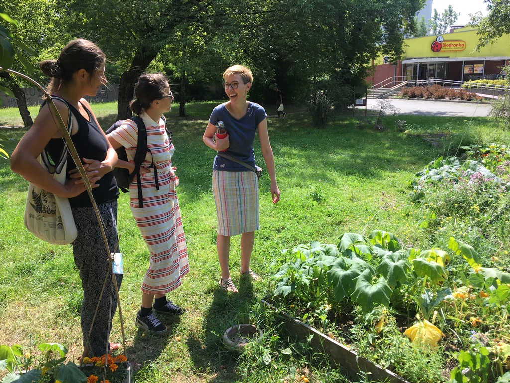 Ania, Elena, Agnieszka in Modraszka during the field trip, July 2020 ©Agnieszka Dragon